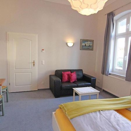 Hotel Kapitaenshaus-Lassen-Zimmer-Amistad à Westerland Extérieur photo