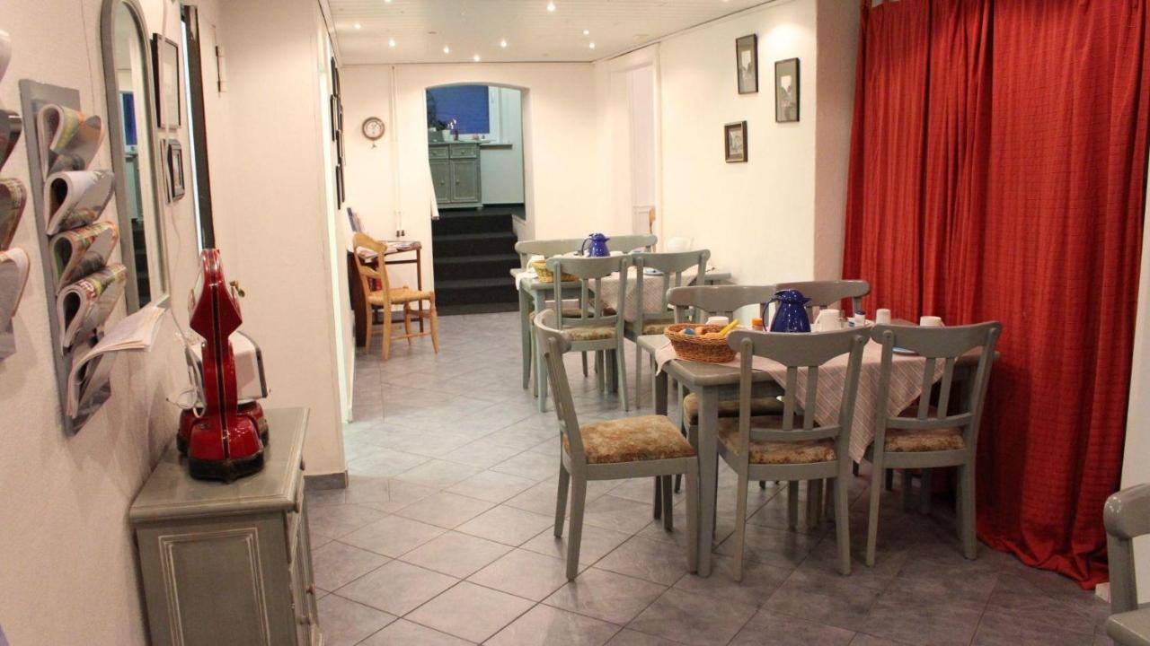 Hotel Kapitaenshaus-Lassen-Zimmer-Amistad à Westerland Extérieur photo
